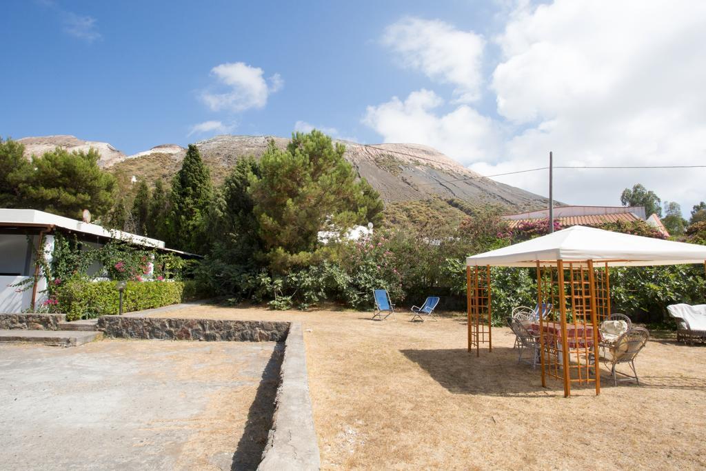 Titina Village Porto Vulcano  Exterior photo